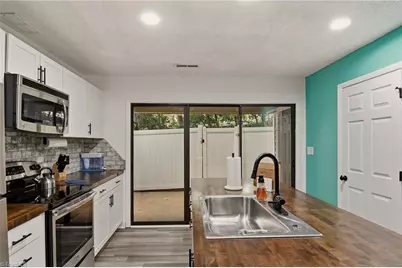 209 Tanners Mill Court, Winston-Salem, NC 27101 - Photo 9