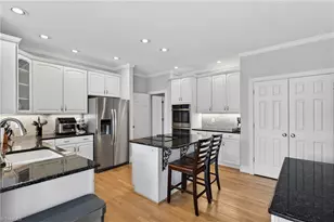 3205 Timberoak Ct, Greensboro, NC 27410 - Photo 13