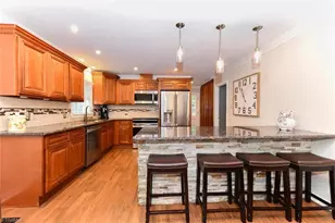 4801 Sweetbriar Rd, Greensboro, NC 27455 - Photo 9