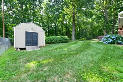 4801 Sweetbriar Road, Greensboro, NC 27455 - Photo 29