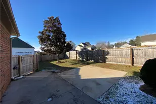 5810 Brakenwood Ln, Pfafftown, NC 27040 - Photo 19