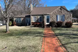 401 Westover Dr, Lexington, NC 27292 - Photo 1