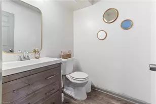 1110 Schaub Dr, Raleigh, NC 27606 - Photo 17