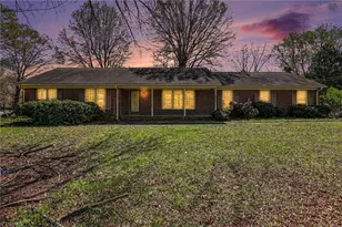 644 Greenwood Dr, Burlington, NC 27217 - Photo 3