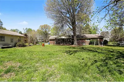 644 Greenwood Drive, Burlington, NC 27217 - Photo 5