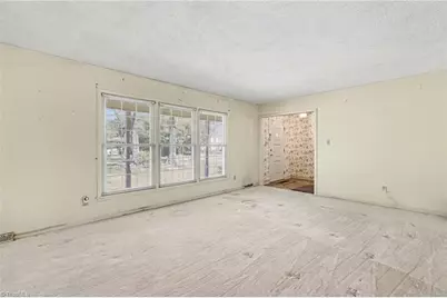 644 Greenwood Drive, Burlington, NC 27217 - Photo 21