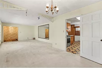 644 Greenwood Drive, Burlington, NC 27217 - Photo 23