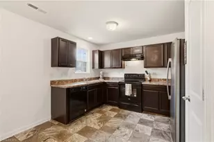 1715 Ransom Trace Ct, Winston-Salem, NC 27106 - Photo 11