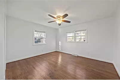 1409 Greenwood Terrace, Burlington, NC 27215 - Photo 17