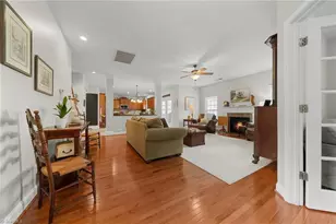 3806 Bridlington Dr, Greensboro, NC 27455 - Photo 11