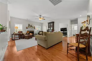 3806 Bridlington Dr, Greensboro, NC 27455 - Photo 15