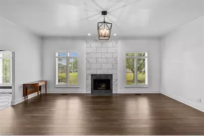 11 Creswell Court, Greensboro, NC 27407 - Photo 5