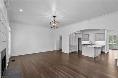 11 Creswell Court, Greensboro, NC 27407 - Photo 7