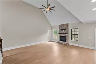 5089 Southern Pnes Dr, Kernersville, NC 27284 - Photo 9