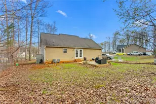 7510 Walking Stick Ln, Liberty, NC 27298 - Photo 27