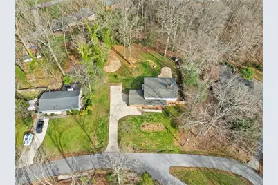 5313 Montevista Drive, Greensboro, NC 27407 - Photo 3