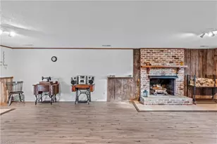 1395 Glen Oaks Rd, Clemmons, NC 27012 - Photo 25