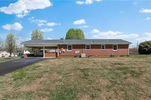 612 Main St, Boonville, NC 27011 - Photo 25