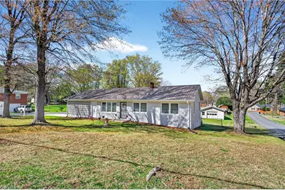 203 Sunrise Avenue, Asheboro, NC 27203 - Photo 11