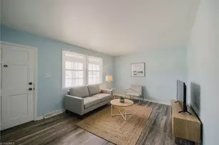 2102 Bothwell St, Greensboro, NC 27401 - Photo 5