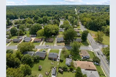 2102 Bothwell Street, Greensboro, NC 27401 - Photo 9