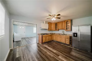 2102 Bothwell St, Greensboro, NC 27401 - Photo 7