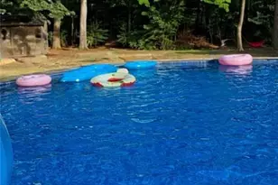 303 Holyoke Rd, Greensboro, NC 27406 - Photo 5