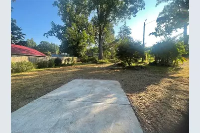 208 Aberdeen Drive, Lexington, NC 27292 - Photo 11
