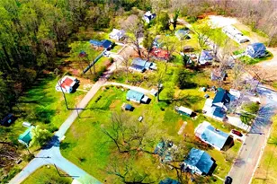 208 Aberdeen Dr, Lexington, NC 27292 - Photo 1