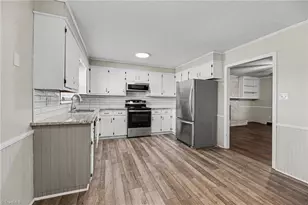 196 Havenwood Dr, Winston-Salem, NC 27127 - Photo 11