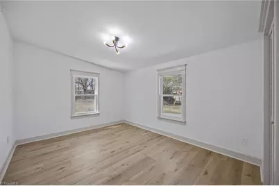 148 N State Street, Haw River, NC 27258 - Photo 27