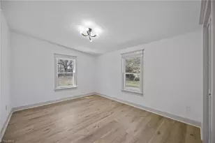 148 N State St, Haw River, NC 27258 - Photo 27