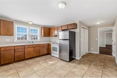 611 Green Drive #D, High Point, NC 27260 - Photo 7