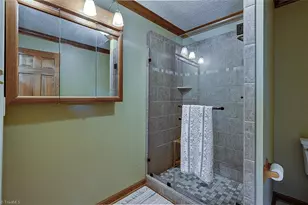 4701 Liberty Rd, Greensboro, NC 27406 - Photo 33