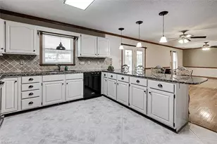 4701 Liberty Rd, Greensboro, NC 27406 - Photo 17