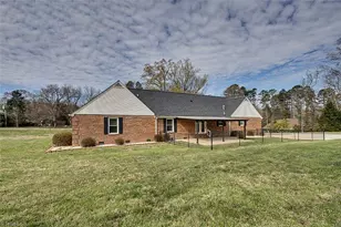 4701 Liberty Rd, Greensboro, NC 27406 - Photo 11