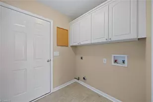 517 Walnut Crossing Dr, Whitsett, NC 27377 - Photo 15