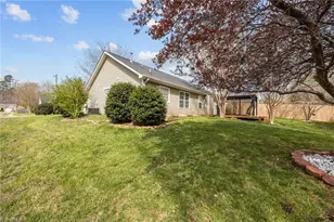 517 Walnut Crossing Dr, Whitsett, NC 27377 - Photo 33