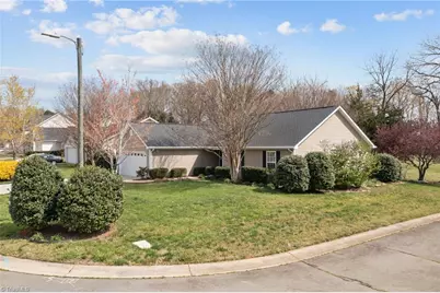 517 Walnut Crossing Drive, Whitsett, NC 27377 - Photo 3