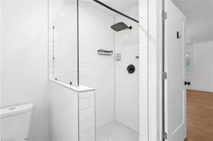 405 N 4th St, Mebane, NC 27302 - Photo 21