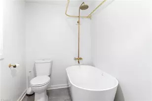 405 N 4th St, Mebane, NC 27302 - Photo 27