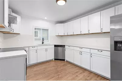 405 N Fourth Street, Mebane, NC 27302 - Photo 11