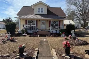 201 W Dalton Rd, King, NC 27021 - Photo 1