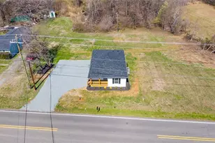 955 W Holt St, Mebane, NC 27302 - Photo 17