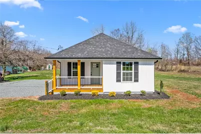 955 W Holt Street, Mebane, NC 27302 - Photo 1