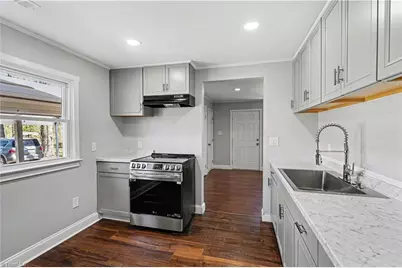 504 Ellwood Drive, High Point, NC 27260 - Photo 3