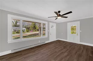 236 Jackson St, Eden, NC 27288 - Photo 9