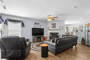 642 Cairn Cir, Burlington, NC 27217 - Photo 5