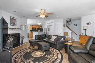 642 Cairn Cir, Burlington, NC 27217 - Photo 7