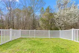 642 Cairn Cir, Burlington, NC 27217 - Photo 25